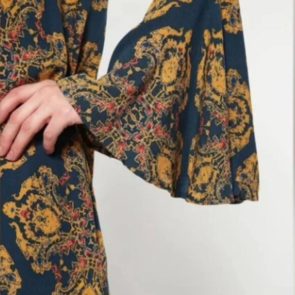 FREE PEOPLE MAGICAL MYSTERY TUNIC - Picture 4 of 15